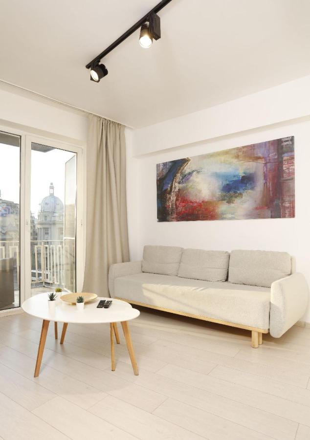 2 Bedroom Apartment With Amazing View In City Center Bucureşti Eksteriør bilde